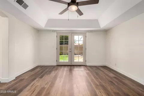 Living - 261 E Tremaine Ave, Gilbert, AZ 85234 photo 5 of 5