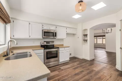 Kitchen - 261 E Tremaine Ave, Gilbert, AZ 85234 photo 2 of 2