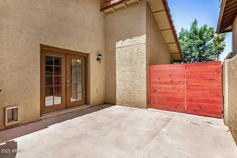 Exterior - 261 E Tremaine Ave, Gilbert, AZ 85234 photo 3 of 9