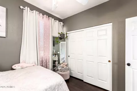 Bedroom - 9934 E Kiowa Ave, Mesa, AZ 85209 photo 5 of 8