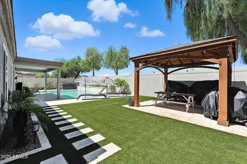 Exterior - 10412 E Dolphin Ave, Mesa, AZ 85208 photo 8 of 17