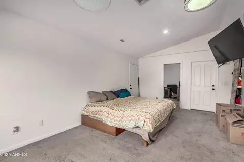 Bedroom - 1391 E 25th Ave, Apache Junction, AZ 85119 photo 3 of 6