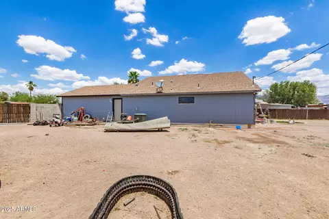 Exterior - 1391 E 25th Ave, Apache Junction, AZ 85119 photo 8 of 8