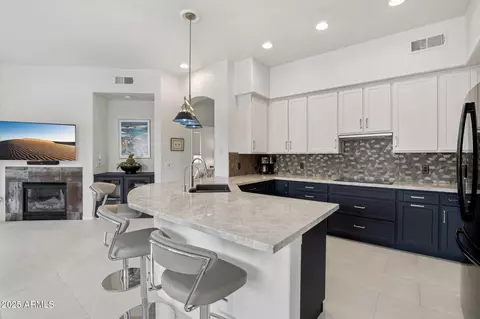 11000 N 77th Pl #2082, Scottsdale, AZ 85260