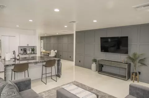 2113 E Harvard St, Phoenix, AZ 85006