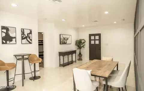 Dining - 2113 E Harvard St, Phoenix, AZ 85006 photo 1 of 1
