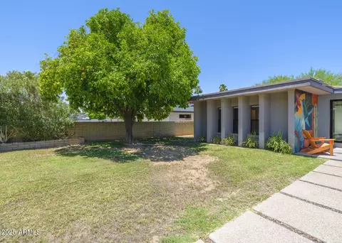 Exterior - 513 E Rose Ln, Phoenix, AZ 85012 photo 10 of 16