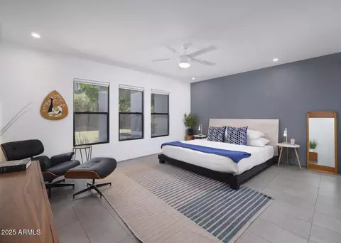 Bedroom - 513 E Rose Ln, Phoenix, AZ 85012 photo 1 of 6