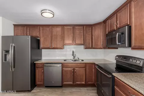 Kitchen - 706 N Thunderbird Dr, Apache Junction, AZ 85120 photo 1 of 1