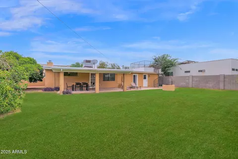 7020 E Chaparral Rd, Paradise Valley, AZ 85253