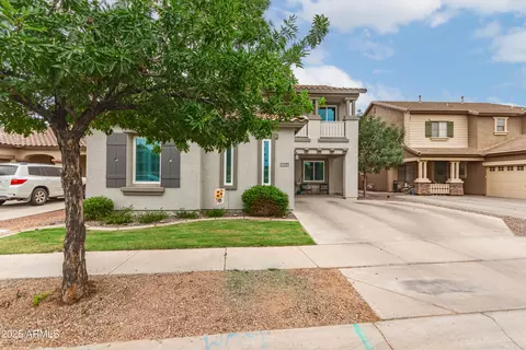 Exterior - 4444 E Franklin Ave, Gilbert, AZ 85295 photo 2 of 5