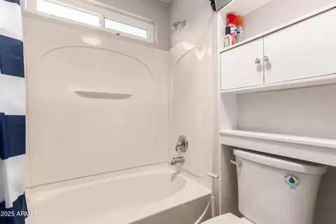 Bath - 4444 E Franklin Ave, Gilbert, AZ 85295 photo 3 of 5