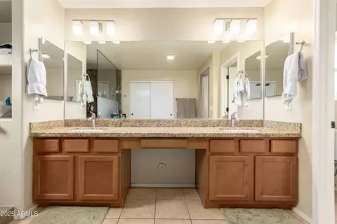 Bath - 4444 E Franklin Ave, Gilbert, AZ 85295 photo 4 of 5