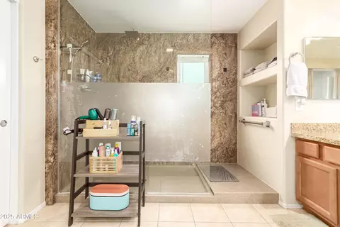 Bath - 4444 E Franklin Ave, Gilbert, AZ 85295 photo 5 of 5