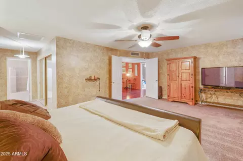 Bedroom - 4637 E Beverly Ln, Phoenix, AZ 85032 photo 3 of 5