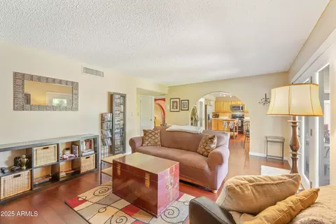 Living - 4637 E Beverly Ln, Phoenix, AZ 85032 photo 1 of 6