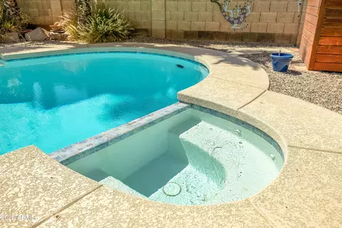 Exterior - 4637 E Beverly Ln, Phoenix, AZ 85032 photo 10 of 15