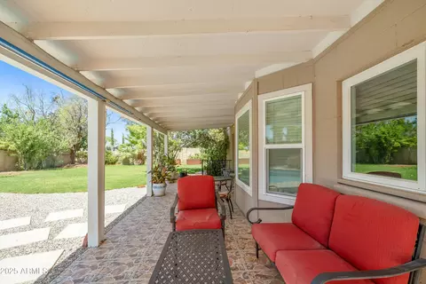 Exterior - 4637 E Beverly Ln, Phoenix, AZ 85032 photo 6 of 15