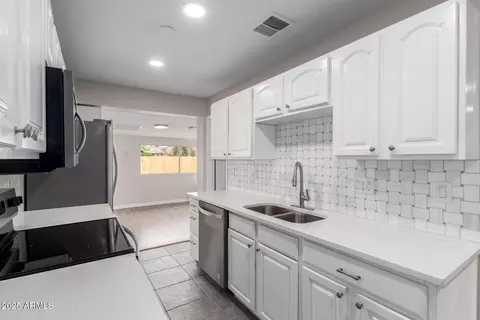 461 N Pecan --, Mesa, AZ 85201 photo 12