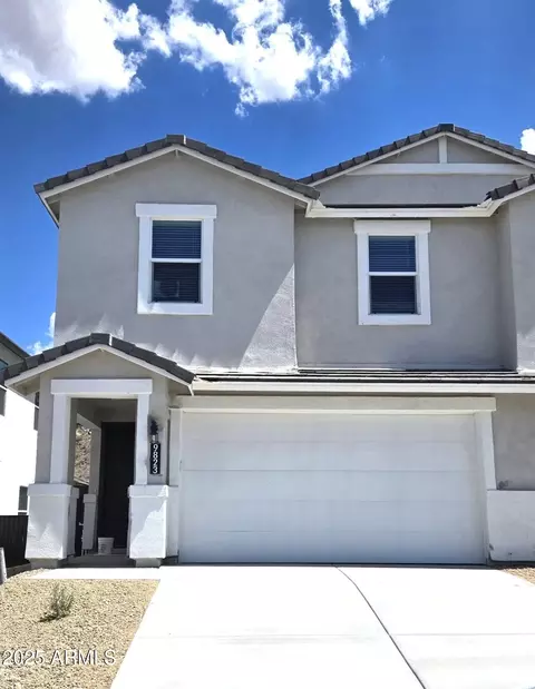 9823 S 11th St, Phoenix, AZ 85042