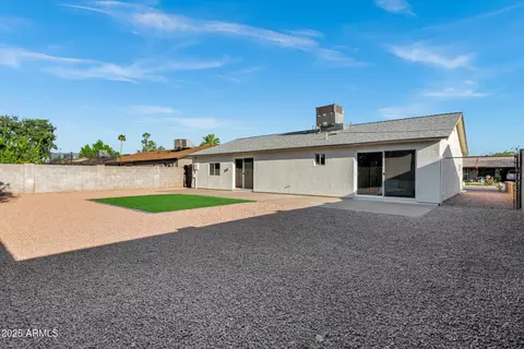 Exterior - 3902 E Joan De Arc Ave, Phoenix, AZ 85032 photo 7 of 9