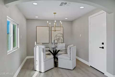 Dining - 3902 E Joan De Arc Ave, Phoenix, AZ 85032 photo 1 of 1