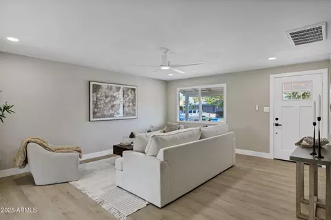 Living - 3902 E Joan De Arc Ave, Phoenix, AZ 85032 photo 2 of 3