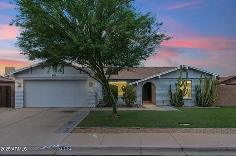 2552 W Kiva Ave, Mesa, AZ 85202