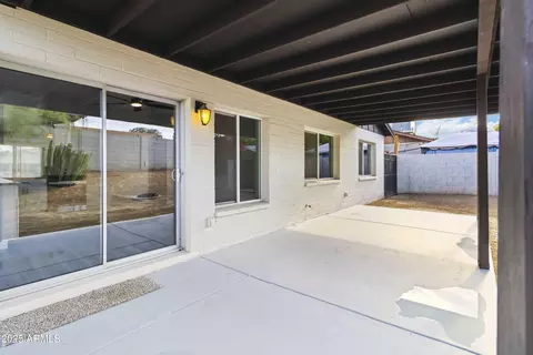 Exterior - 2726 E Dahlia Dr, Phoenix, AZ 85032 photo 3 of 8