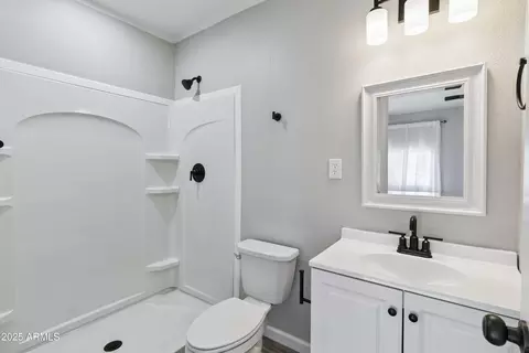 Bath - 2726 E Dahlia Dr, Phoenix, AZ 85032 photo 2 of 2