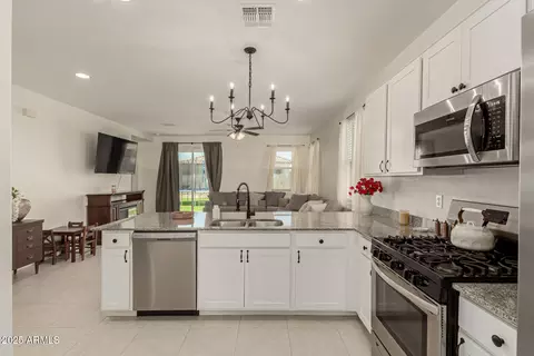 9330 W Getty Dr, Tolleson, AZ 85353