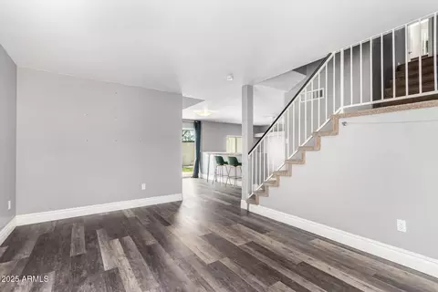 1102 N Blackbird Dr, Gilbert, AZ 85234 photo 6