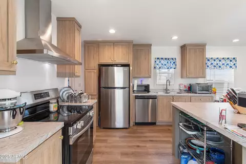 2060 N Center St #183, Mesa, AZ 85201