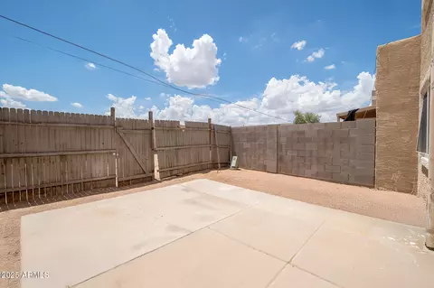 Exterior - 421 E Hidalgo Ave, Phoenix, AZ 85040 photo 1 of 2