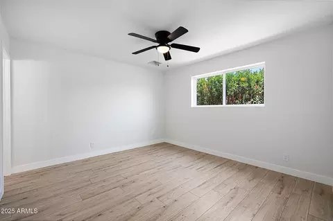 811 E Brown St, Phoenix, AZ 85020 photo 18