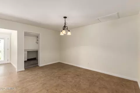 2908 E Michelle Dr, Phoenix, AZ 85032 photo 6