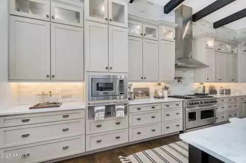 Kitchen - 4037 E Minton Cir, Mesa, AZ 85215 photo 5 of 6