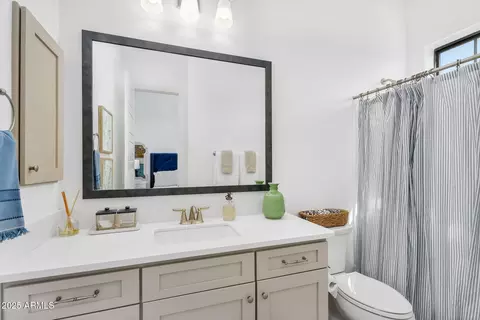 Bath - 4037 E Minton Cir, Mesa, AZ 85215 photo 6 of 10