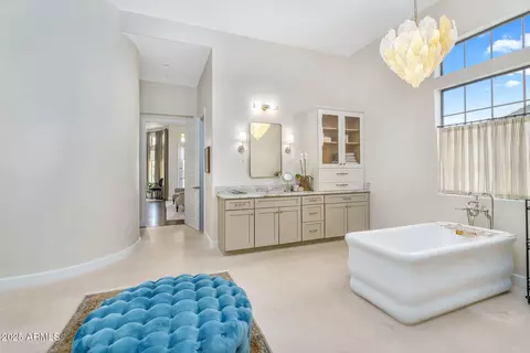 Bath - 4037 E Minton Cir, Mesa, AZ 85215 photo 2 of 10