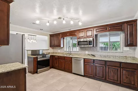 127 E Garfield St, Tempe, AZ 85288 photo 3