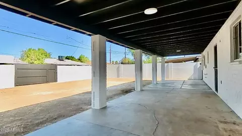 Exterior - 4612 N 50th Dr, Phoenix, AZ 85031 photo 2 of 3