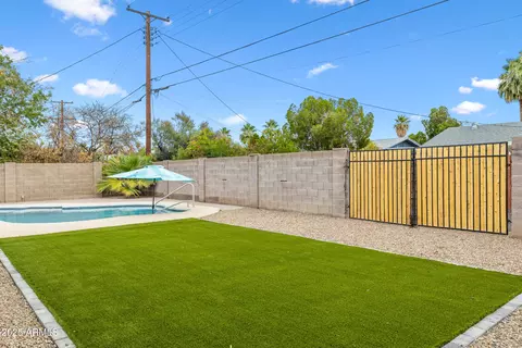 Exterior - 113 E Fairmont Dr, Tempe, AZ 85282 photo 5 of 8