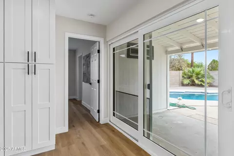 Entry Way - 113 E Fairmont Dr, Tempe, AZ 85282 photo 1 of 3