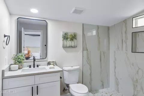 Bath - 113 E Fairmont Dr, Tempe, AZ 85282 photo 1 of 6