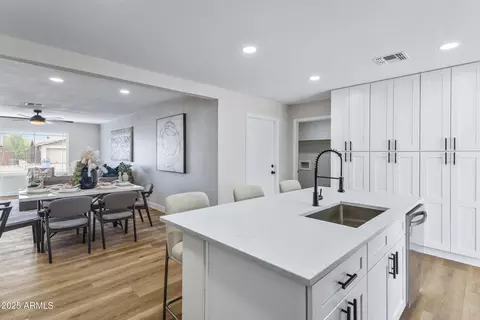 Kitchen - 113 E Fairmont Dr, Tempe, AZ 85282 photo 1 of 1