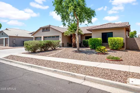 7814 W Encinas Ln, Phoenix, AZ 85043
