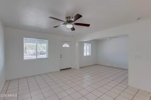 1735 W Cinnabar Ave, Phoenix, AZ 85021 photo 9