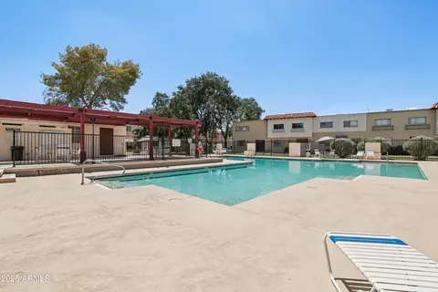 Exterior - 4606 N 19th --, Phoenix, AZ 85015 photo 3 of 7