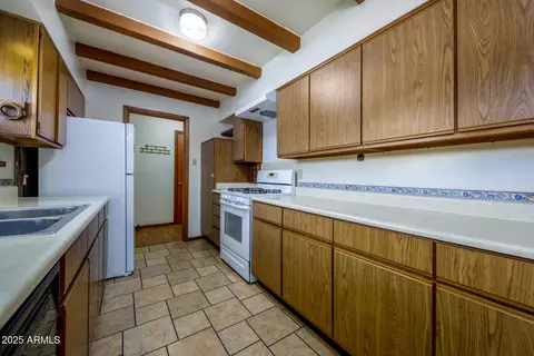 Kitchen - 1809 W State Ave, Phoenix, AZ 85021 photo 2 of 3