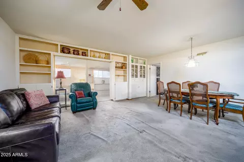 Dining - 1809 W State Ave, Phoenix, AZ 85021 photo 1 of 4